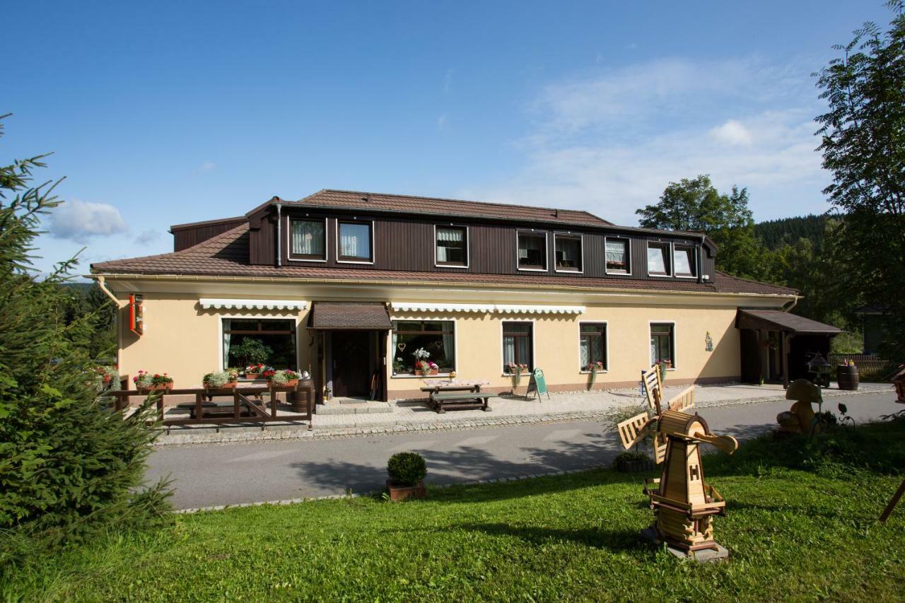 Gaststaette & Pension Waldquell Antonshohe Eksteriør billede